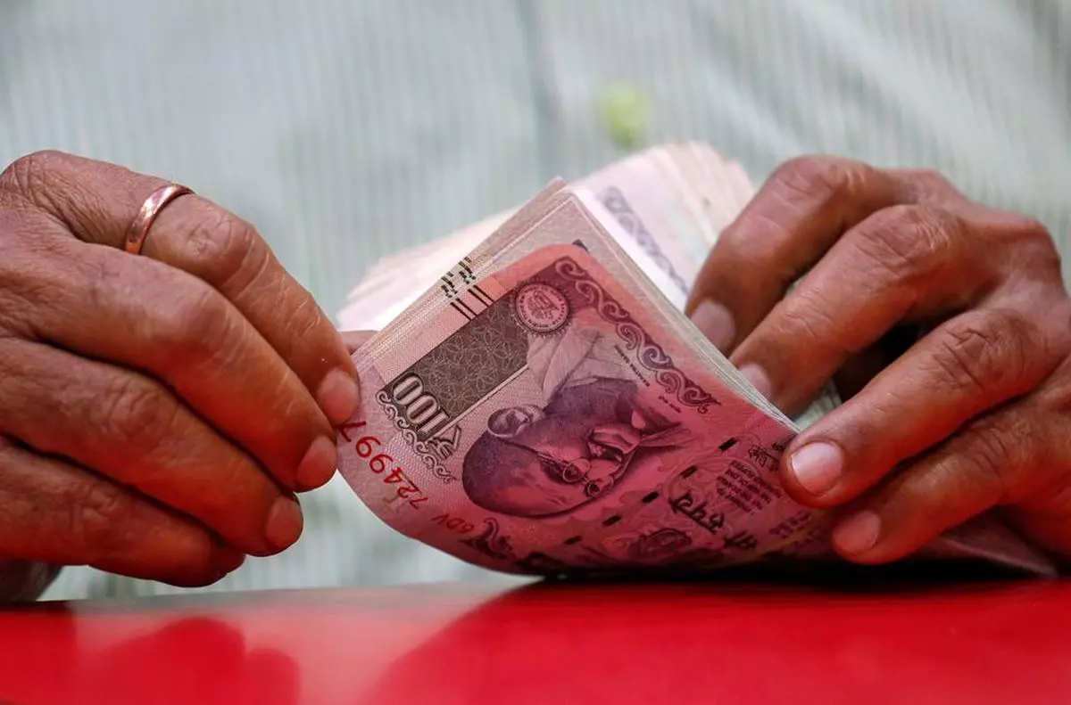 Rupee depreciates 5 paise to 83.33 against US dollar in early trade