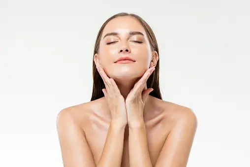 Experts' Views on the Pros and Cons of Injectable Moisturisers