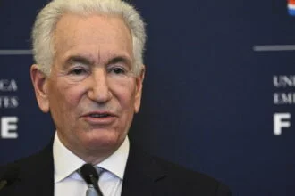 647384041689aa44193c5aafa0ef24d8a02b6a66