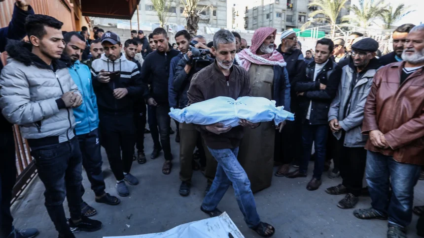 AA 20241205 36385675 36385662 ISRAELI ARMY ATTACKS ON THE GAZA STRIP CONTINUE 1733395009