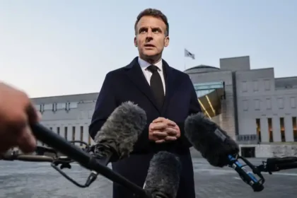 makron zasterig shcho tramp