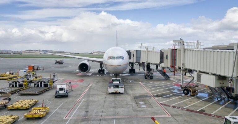 Airport Digital Transformation Airport Ground Operations Perspective on IoT and Connectivity 768x402 1